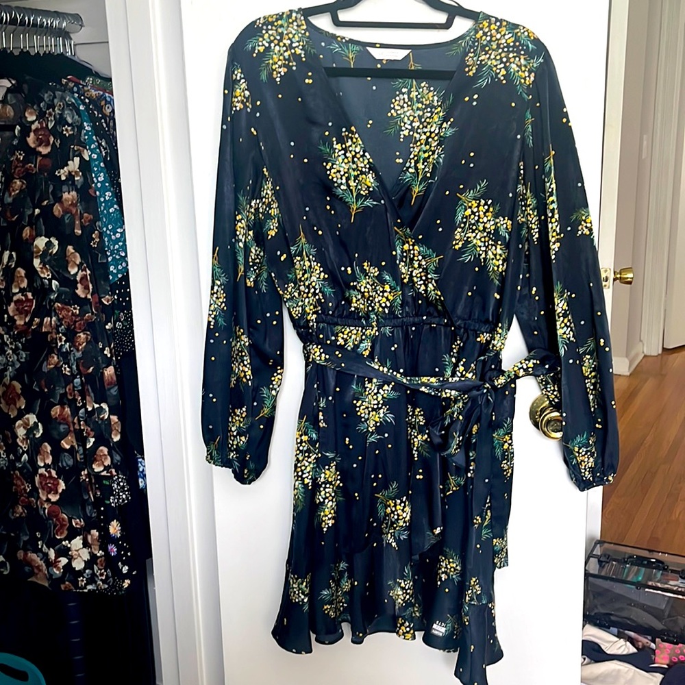 Satin long sleeve mini dress floral